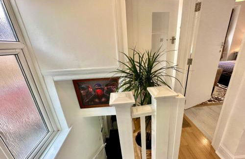 MADIKA HOMES Modern 2-Bed Apartment Near Wembley Stadium - Foto 11