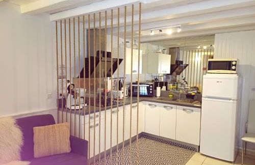 TERRE d'HISTOIRE - Baignade - Canoë - Piste cyclable à 100 m - Foto 4