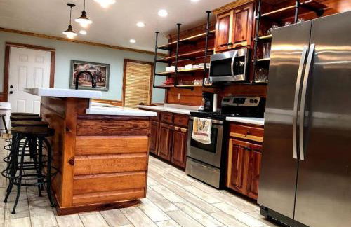 Bay Dreamer Custom Lakefront House, Boathouse and - Foto 21