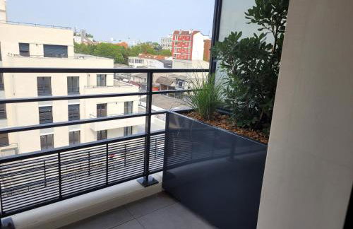 Biron deluxe studio flea market of Paris, porte de Montmartre - Foto 15