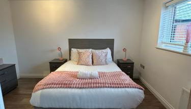 59 MINT DRIVE 2 Bedrooms with CAR Or Van PARK,WIFI,NETFLIX No Deposit Required - Foto 1