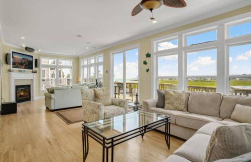 Diving Duck - Waterfront home w Hot tub & Boat dock & King Bed - Foto 10