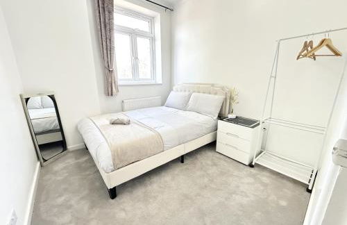 8-Sleeper 4BR 4Bed 2Bath Wi-Fi Garden Tv Beach - Foto 2