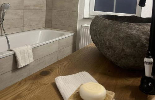 Ferienwohnung Kleines Paradies mit privater Sauna - Foto 9