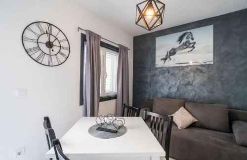 Mata Family Apartments - Photo 60