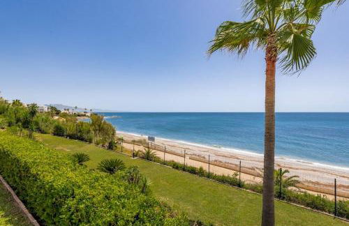 Luxury three bedroom apartment at Estepona - Photo 43