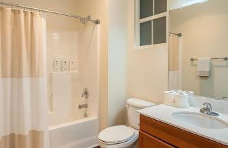 Marina Del Rey Luxe 2-Bedroom & 1-Bedroom - Hot Tub, Pool Table, Grill & Cinema Projector - Foto 11