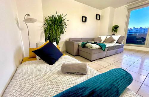 BnGo I Immense RoofTop Lyon I 2 chambres, 4 places parkings, 2 immenses terrasses, 8 personnes - Photo 6