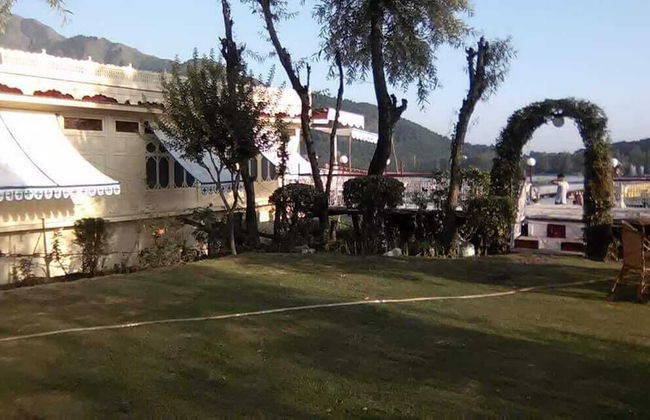 The Mughal Palace Eco Luxury Houseboat - Foto 24