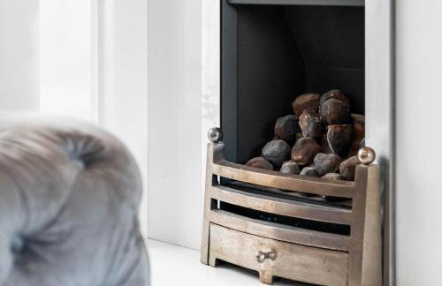 Stylish 3 Bedroom House - Pool & Tennis Table - Garden - Off Street Parking 782S - Foto 40