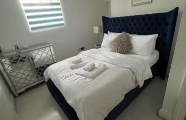 2Bed Apartment-Free Parking Pets Garden Central - Foto 13