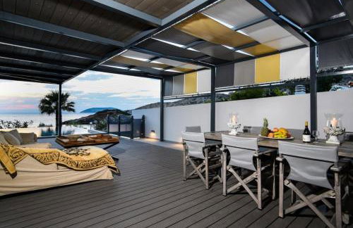 Luxury Beachfront Villa Selenia Platinum in Sounio - Foto 19