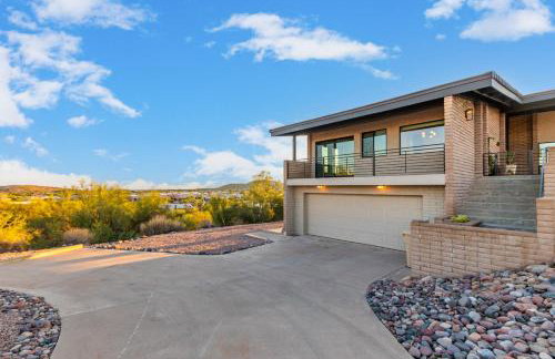 3BR Retreat with Heated Pool, BBQ and Mountain Views - Foto 76