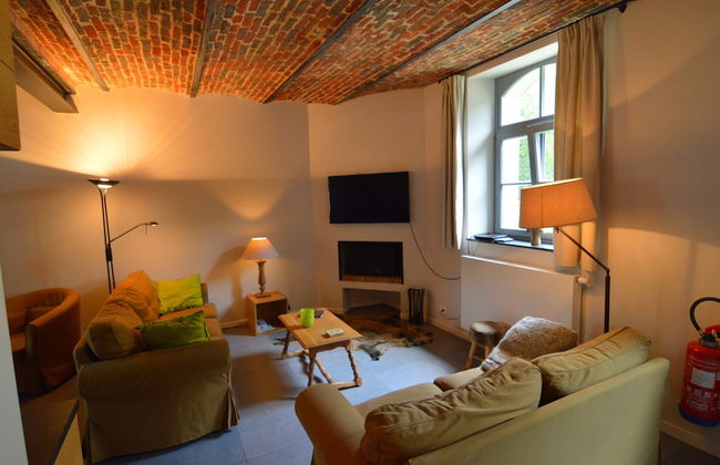 Gite With Swimming Pool Situated in Wonderful Castle Grounds in Gesves - Foto 30