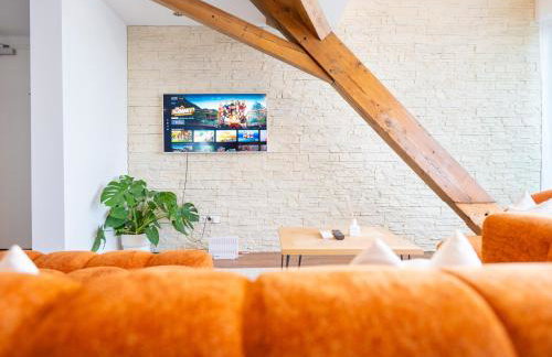 GreenTreeHomes - Penthouse Oak - Photo 46