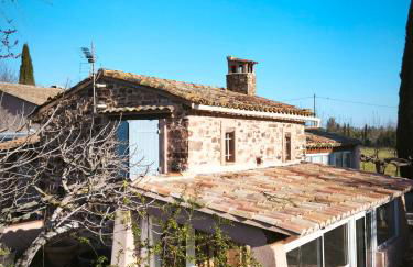 Cabanon provençal, piscine et jacuzzi partagés - Foto 10