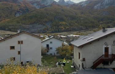 3 chambres, calme, vue imprenable, refait à neuf - Photo 13