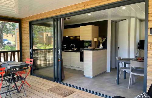 Cottage La Petite Bauloise - Piscine sous dôme - Parking - Foto 10