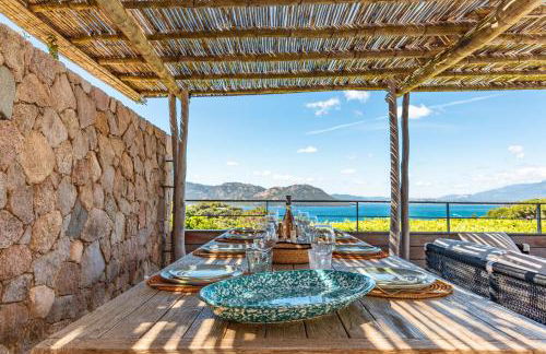 Villa Cala Rossa Di Lecci - Foto 1