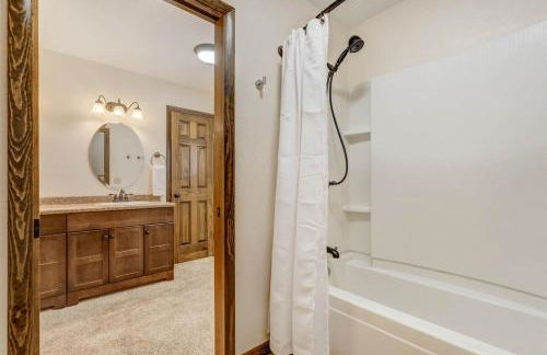 Moose Tracks Cabin - Hot Tub BBQ Billiards Groups - Foto 40