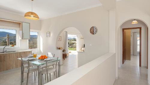 Stamatis House - Photo 2