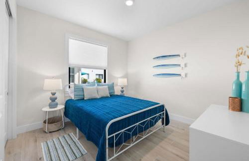 Colorful retreat near beach and pickleball courts - Foto 10