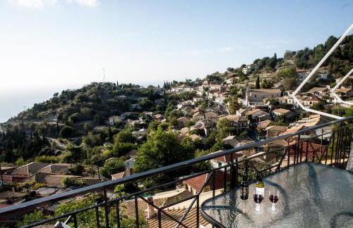 Plagia's Sunset Apartments - Photo 42