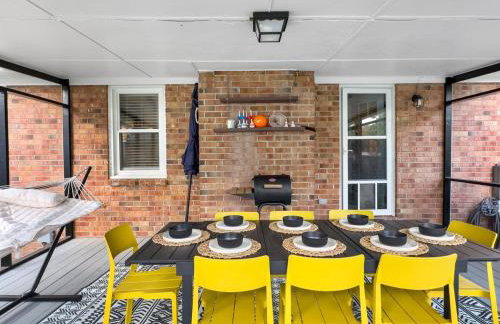 The Caspian large family house with private pool in Summerville - Foto 5