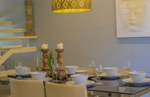 Beautiful Frontline beach Townhouse - Photo 10