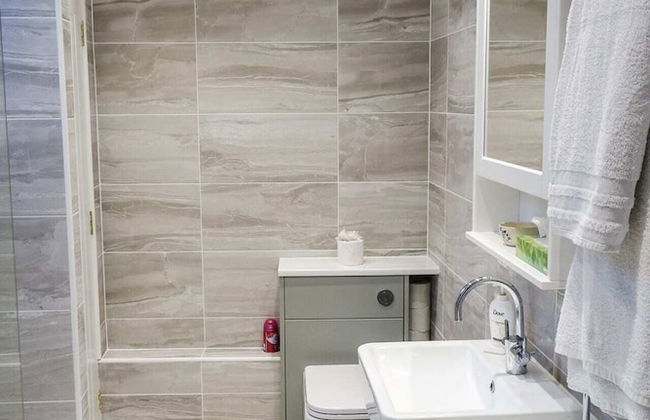 Quiet Ground Floor Mews Flat and Parking - Foto 24