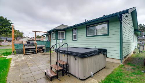 Pet-Friendly Westport Vacation Rental with Hot Tub! - Foto 1