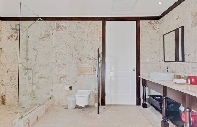 Sophisticated Villas With Private Pools and Staff - Foto 22