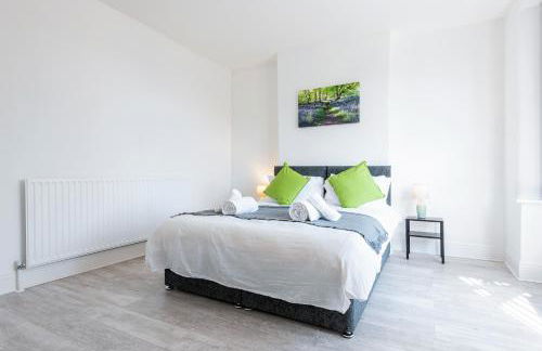 Jasmine Villa B - Ideal for QMC & Uni - Free parking - Photo 10