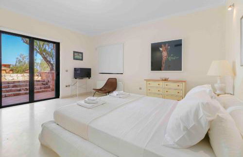 Black Diamond Beachfront Pool Villa Pasithea in Sounio, Athens - Foto 37