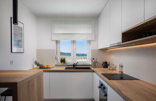 Villa Sunset Bay - amazing view and large heated pool - Foto 16