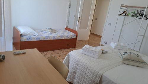 San Michele Apartment - Foto 4, towels, wardrobe