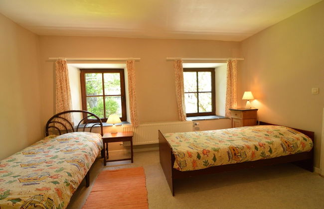 Peaceful Retreat in Ferrieres - Photo 2