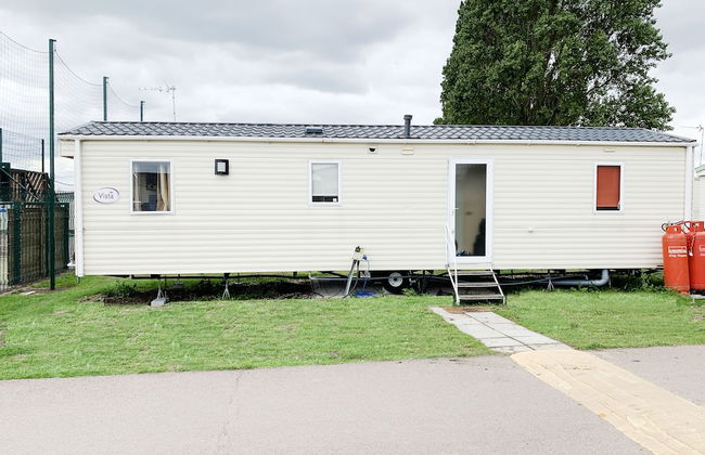 Beautiful 3-bedroom Caravan at Mersea Island - Foto 10