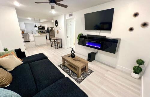 Cozy Little Villa in the Heart of Cocoa POOL HOUSE - Foto 2