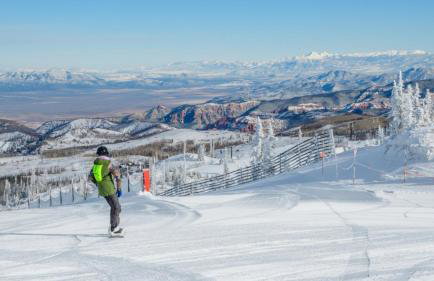 Beehive Basecamp Explore Ski Play and Make Memories - Foto 60