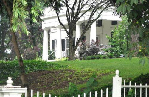 Niagara Gorge Mansion in Historic Village 5 Minutes from Falls - Foto 1