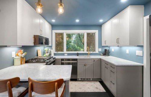 Minutes to Salem|Historic Marblehead Nautical Home - Foto 4