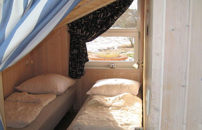 Beautiful Holiday Home in LÃ¸gstÃ¸r - Photo 5