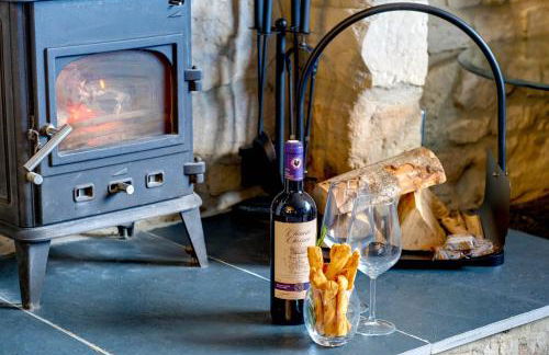 The Anchorage - sea views and beach on doorstep - Photo 5