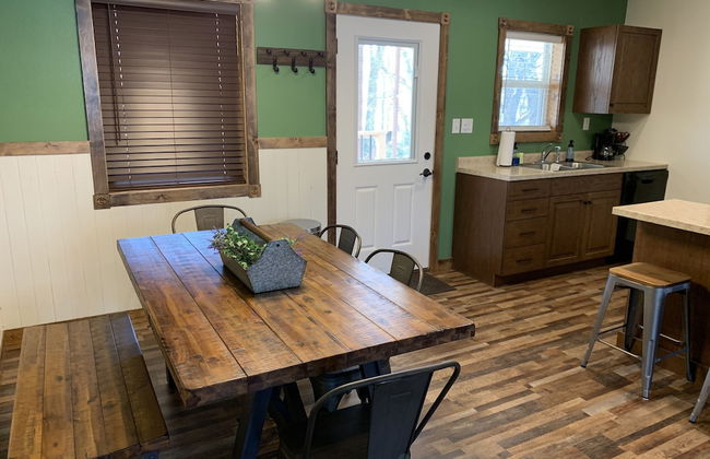 Trailhead Suites - Photo 23