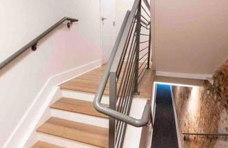 Spacious 2 bed 2 bath Downtown OTR condo minutes walk to the Reds Bengals stadium & more! - Foto 26