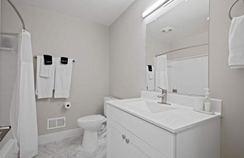 Cozy Stay Modern Comfort in the City - Foto 7