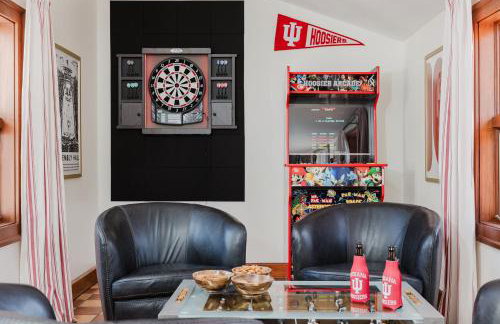 Hoosier Memories - Firepit, Pool Table, Steps to Campus - Photo 6