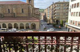 HomeOffice with Church Views - Foto 7