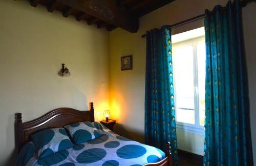 Historic Tower Home in Brignac - Foto 12